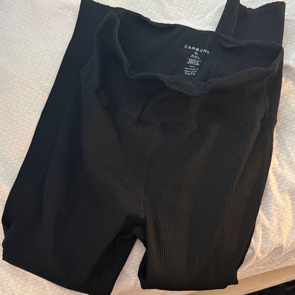 Carbon38  Ribbed High-Waist Leggings in Black xl